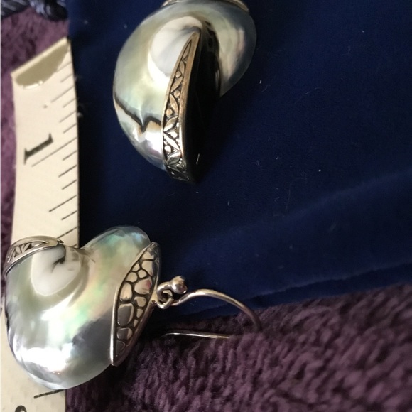 Artisan Crafted Samual B Sterling Silver Dangle Gemstone Shell Earrings - Picture 3 of 9